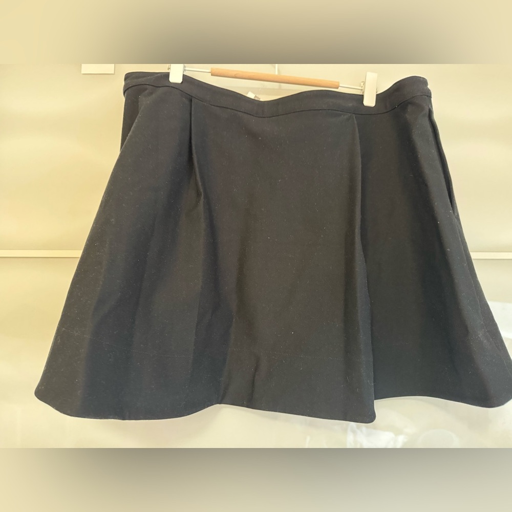 NWT Anthropologie MAEVE Black Skirt with Gold Buttons XL mini flared FLAW - Picture 4 of 6